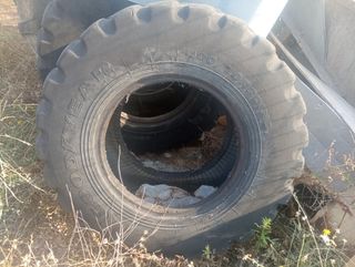 Neumáticos Goodyear 400/70 R20 usados