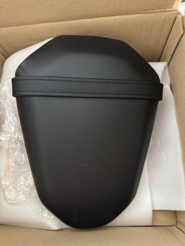 Asiento copiloto Yamaha MT-07 2025