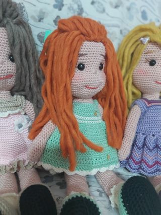 Muñeca amigurumi crochet