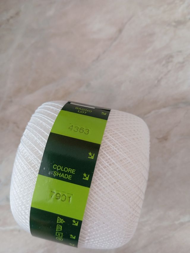 Filo Scozia Freccia Coats - n 16. Bianco. 100 gram