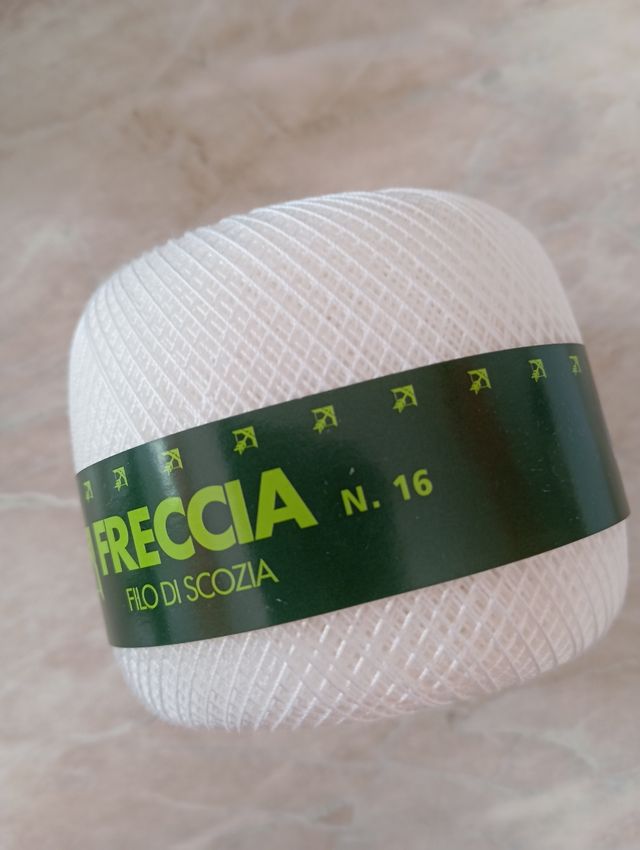 Filo Scozia Freccia Coats - n 16. Bianco. 100 gram
