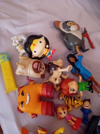 Un sacco di vecchi giocattoli