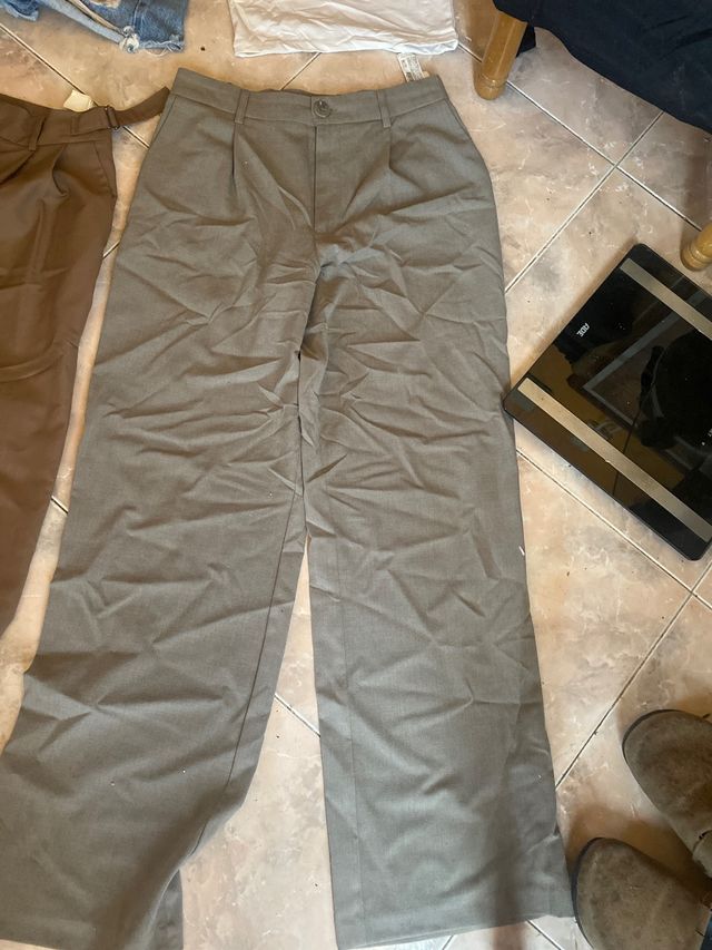 Pack ropa mujer: pantalones y arriba.