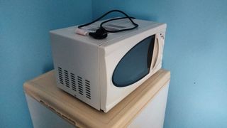 Microondas Schneider - Como nuevo