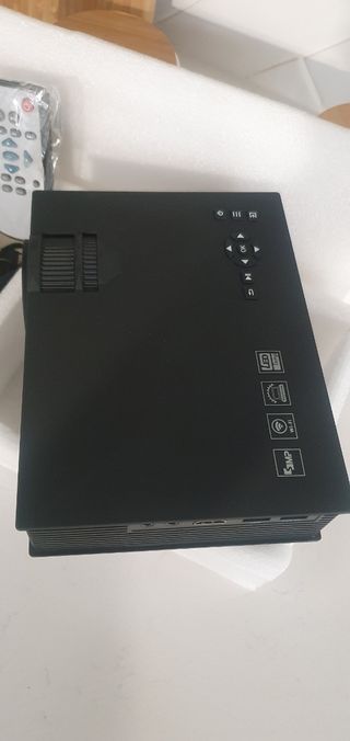 PROYECTOR WI-FI Ready