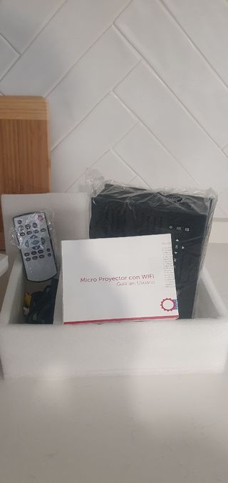 PROYECTOR WI-FI Ready