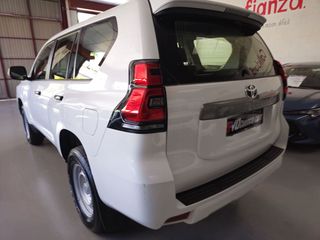 Toyota Land Cruiser 2.8 D-4D 177CV GX 7 PLAZAS 