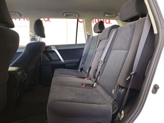 Toyota Land Cruiser 2.8 D-4D 177CV GX 7 PLAZAS 