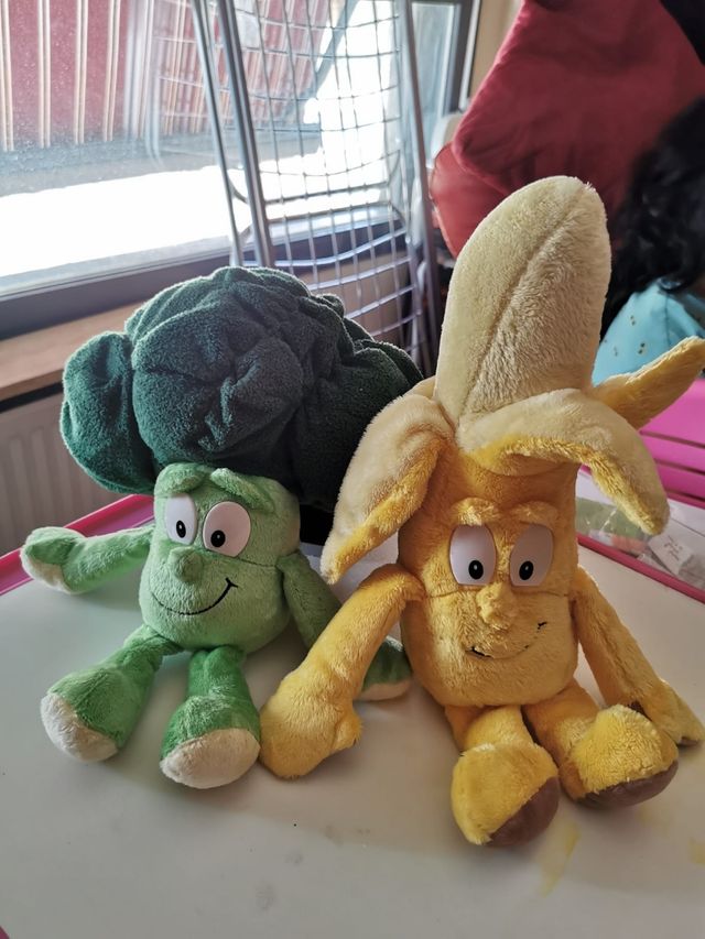 2 Bonecas de Fruta: Banana e Brócolos