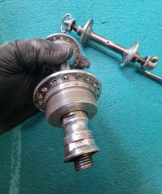 Bujes Campagnolo años 50, 36 agujeros