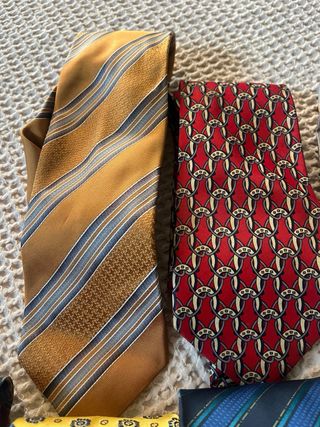 8 Corbatas - 9 euros unidad (elige)