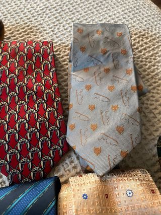 8 Corbatas - 9 euros unidad (elige)