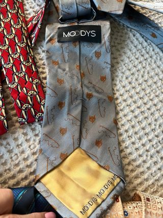 8 Corbatas - 9 euros unidad (elige)