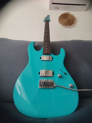 Ibanez GRX120 - Guitarra turquesa