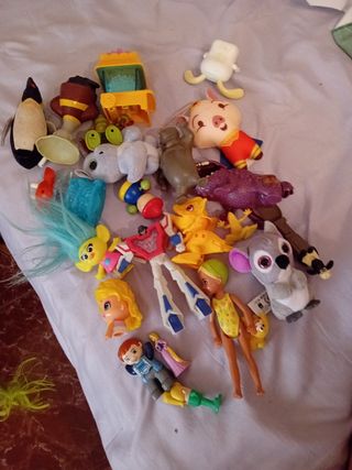 Un sacco di vecchi giocattoli