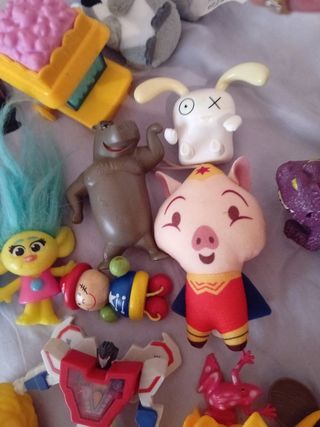 Un sacco di vecchi giocattoli