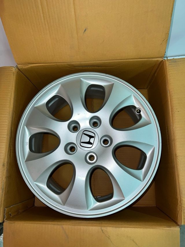 Llantas de aleación Honda 16 pulgadas NUEVAS