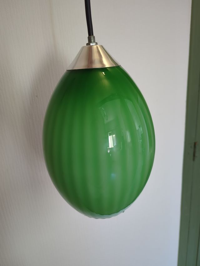 Lámpara vintage verde de vidrio