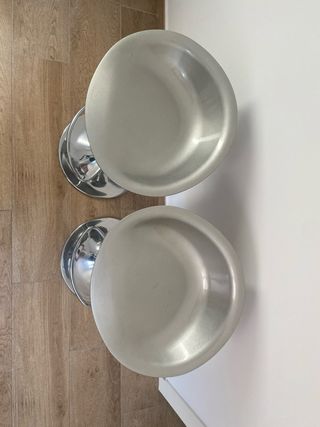 2 Banquetas altas grises y plateadas