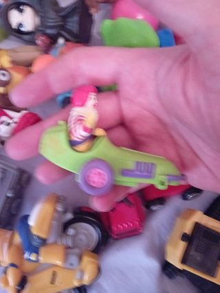 Un sacco di vecchi giocattoli