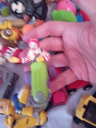 Un sacco di vecchi giocattoli