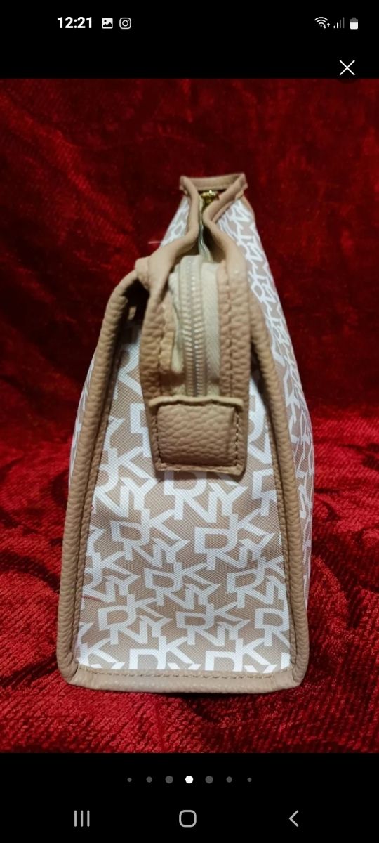 Neceser DKNY beige y blanco