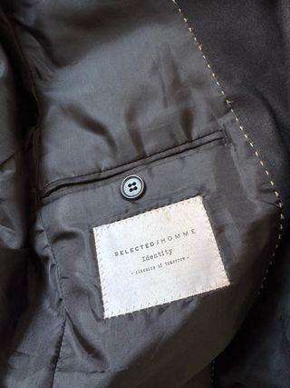 Traje negro Selected Homme. 