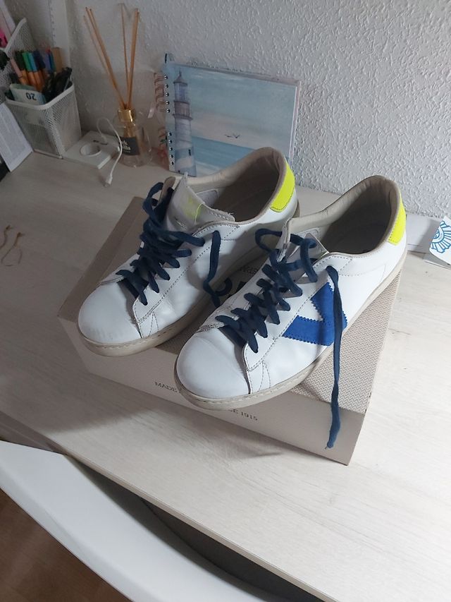 Zapatillas Victoria blancas