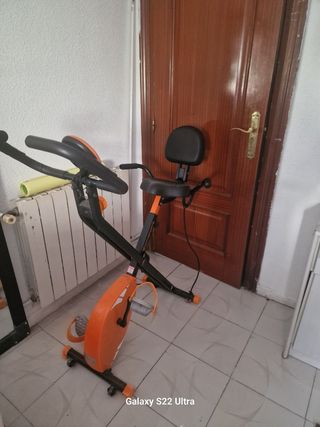 Bicicleta estática plegable