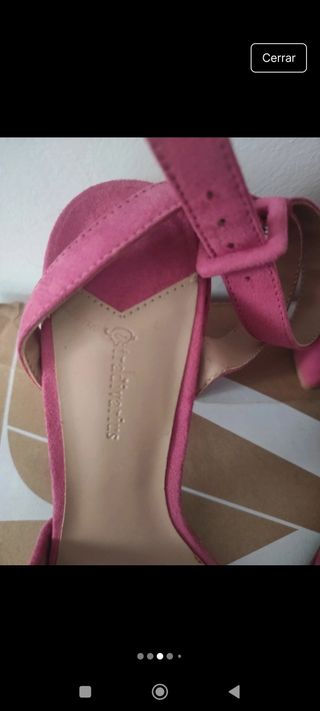 Sandalias rosa tacón bajo