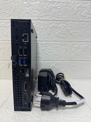 Dell Optiplex 3070: i3-9a generazione, SSD da 256 GB, 8 GB di RAM