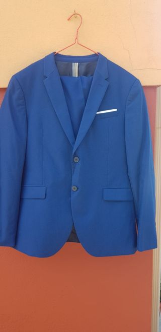 Traje de boda caballero azul