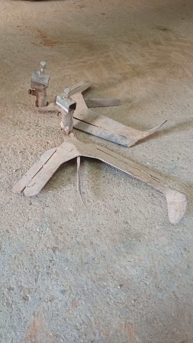 4 escubridoras para viñas (2 pares)