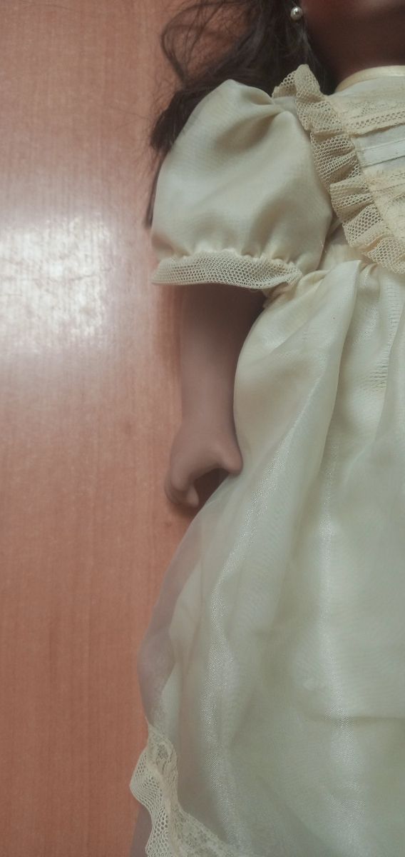 Muñeca porcelana antigua