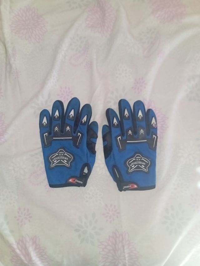 Guantes Knighthood azules