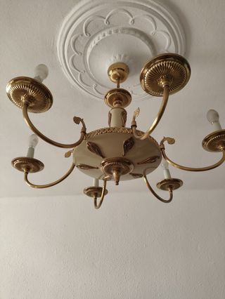Lámpara salón retro dorada