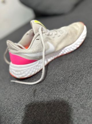 Zapatillas Nike running blancas-rosa