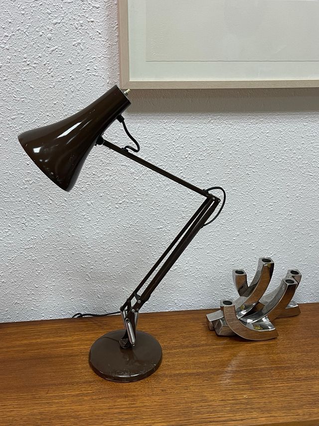 Lámpara Anglepoise vintage marrón
