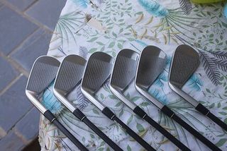 Hierros golf Srixon Z 585