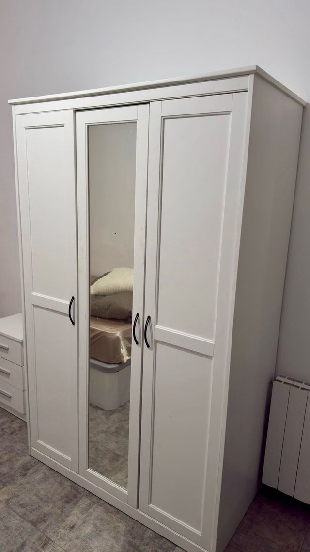 Armario Ikea Songesand 3 puertas blanco