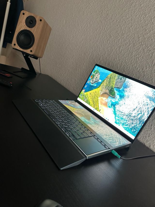 Asus Zenbook Duo 15.6" 4K