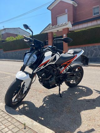 despiece KTM Duke 125 buen estado