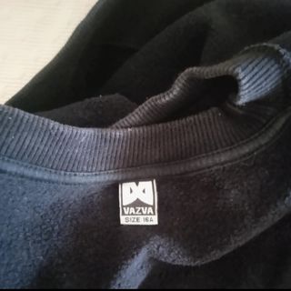 Sudadera negra Vazva 