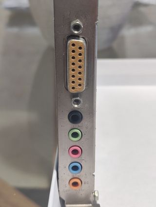 Tarjeta Sonido Creative SB0220