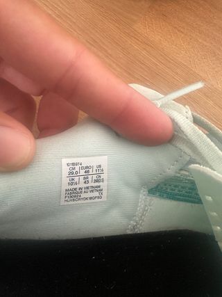 Zapatillas Asics Novablast 5 - con MUY poco uso