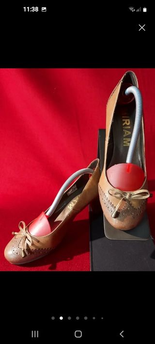 Zapatos Miriam marrones