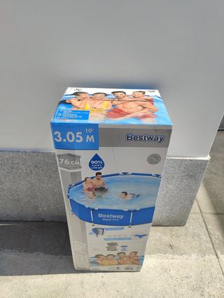 Piscina Bestway NOVA Steel Pro 3.05m selada e com