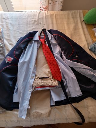 Traje niño comunión azul beige