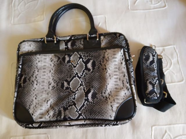 Maletín Portátil Serpiente Gris-Negro