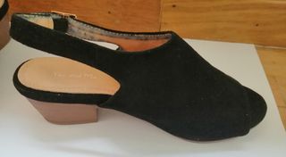 Sandalias negras sin estrenar 